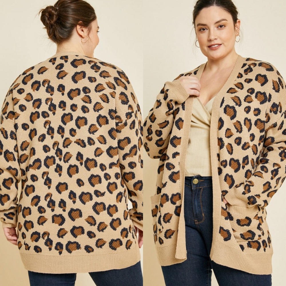 🚨24 HOUR SALE🚨Wild Thing Plus Size Cardigan - Picture 5 of 6